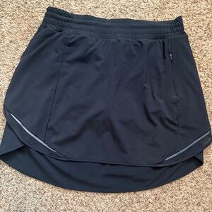 Lululemon Hotty Hot High Rise Skirt Size 10